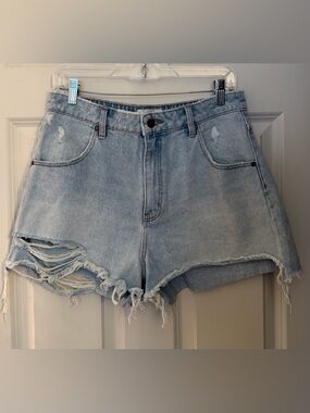 Rolla’s High Rise Cut Off Denim Shorts in Distressed Super Light Wash, 10/30